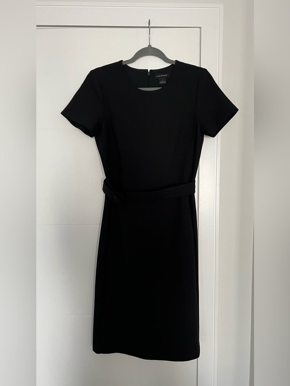 Club Monaco Black Short-Sleeve Sheath Dress with Self Waist Tie